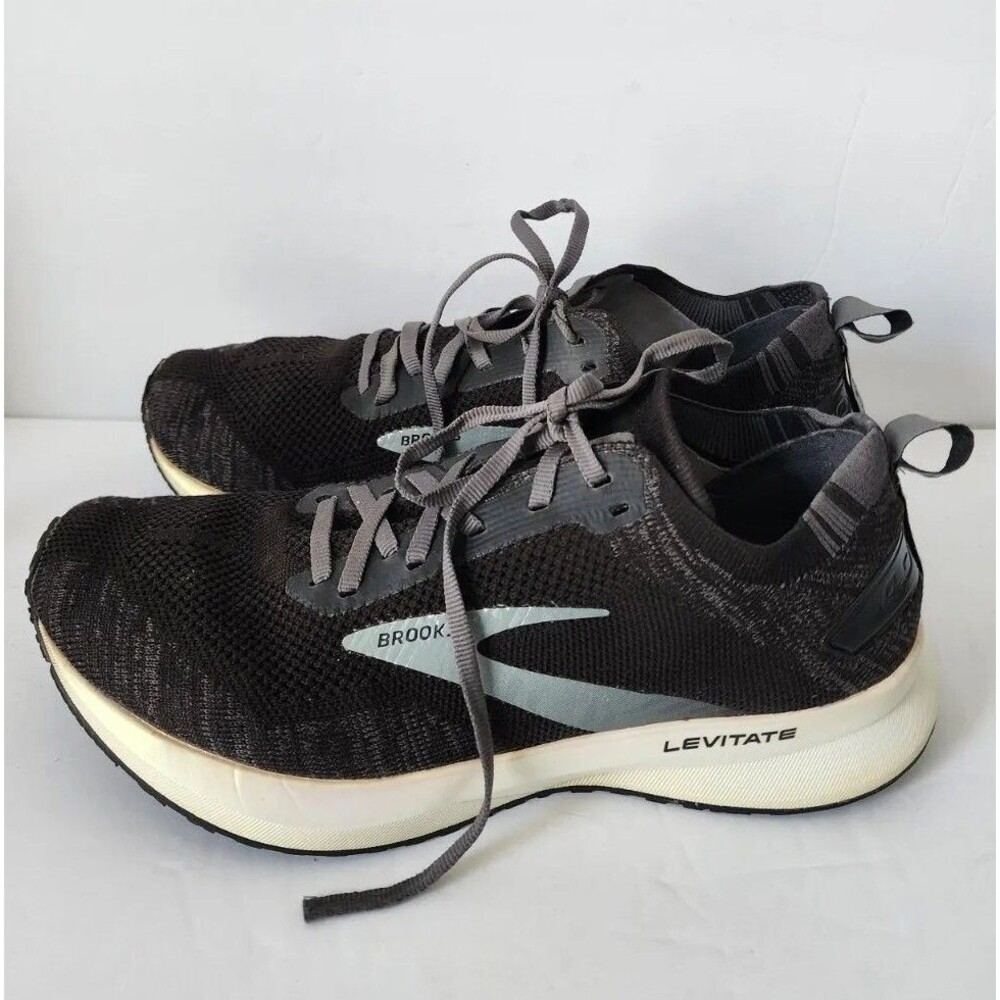 Brooks Shoes Womens 9.5 Levitate 4 1203351B012 Road Running Sneakers